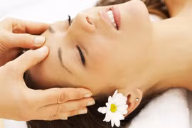 Những mẹo nhỏ se khít lỗ chân lông, da mịn như da em bé