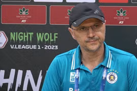 HLV ngoại của Hà Nội: "Không cá nhân nào quan trọng hơn đội bóng"