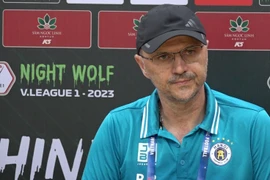HLV ngoại của Hà Nội: "Không cá nhân nào quan trọng hơn đội bóng"