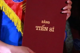 Hà Nội chi hơn 61 tỷ đồng để công chức học thạc sĩ, tiến sĩ