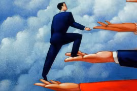 Ngoài việc học, còn ba cách để người bình thường thay đổi vận mệnh