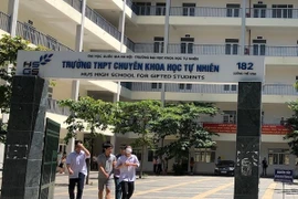 Điểm chuẩn vào lớp 10 Trường THPT Chuyên Khoa học Tự nhiên 