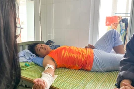 Nam shipper kể lại lúc bị đôi vợ chồng đánh gãy hai tay