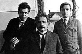 Einstein là thiên tài nhưng 2 con bị tâm thần, lý do là vì...