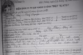 Trần tình của cán bộ TTGT “phù phép” biên bản vi phạm