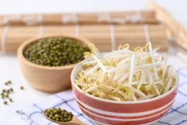 Cách làm giá đỗ tại nhà, ngon ngọt, sạch không lo bị tẩm hóa chất độc hại, ăn bao nhiêu cũng được