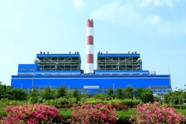 Nhiệt điện Vĩnh Tân: Liên danh Minh Thành Triết-Hùng Việt cung cấp 682 tấm pin quang điện