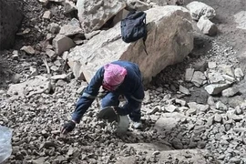 Mở mộ cổ 2.500 tuổi, chuyên gia sửng sốt thấy cảnh tượng bên trong 