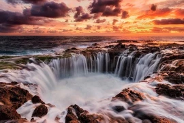 Huyền bí cánh cổng dẫn tới thế giới khác có thật trên Trái đất 