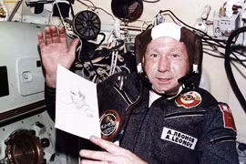 Tiết lộ chấn động của phi hành gia về sự sống ngoài hành tinh