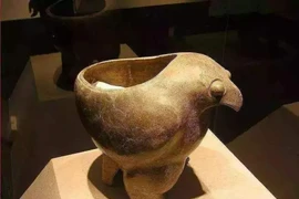 Đào trúng nồi đất lạ, sướng ngất nghe chuyên gia phán điều này