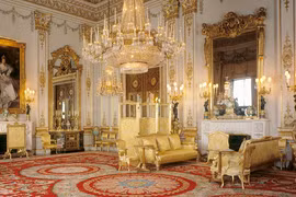 Choáng ngợp những cung điện tráng lệ bậc nhất thế giới