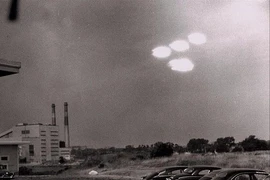 CIA tiết lộ thương tích kỳ lạ trên những người tiếp xúc gần UFO