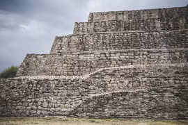 Công trường dừng thi công khẩn cấp vì phát hiện ‘vật thể lạ’