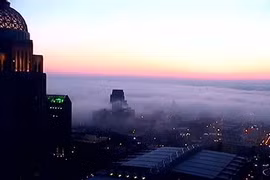 'Mây đen' mù mịt tràn vào đường phố Trung Quốc, chuyên gia lý giải sao? 