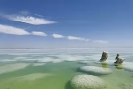 Hồ nước chứa 'báu vật' 12 nghìn tỷ nằm sát Việt Nam