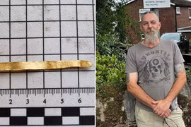 Ngỡ là rác định vứt đi, ai ngờ lại là 'báu vật' quý giá