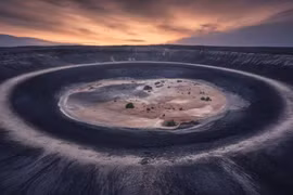 Nghi vấn miệng núi lửa Patomskiy là tàn tích của UFO cổ đại