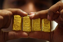 Giá vàng hôm nay giảm phiên thứ 4 liên tiếp
