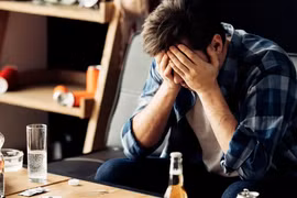 Tình dậy sau cơn say, dùng thử 4 chất này để giảm di chứng 