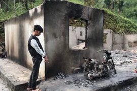 Khởi tố kẻ đốt nhà do mâu thuẫn với con gái bị hại