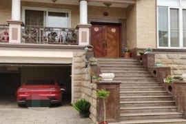 Biệt thự bị đồn có vàng giấu kín dưới đất và mức giá “trên trời"