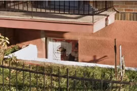 Sự thật về chú hề kinh dị trên Google Maps