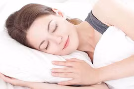 Bấm hai huyệt này sẽ giúp bạn có giấc ngủ ngon 