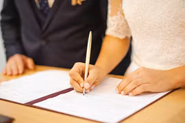 Từ 1/7, người Hà Nội đăng ký khai tử, khai sinh, kết hôn ra sao?