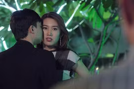 Đánh ghen tận buồng, nhưng nhìn chồng và bồ ngồi hai góc giường, vợ chỉ nói nhẹ một câu