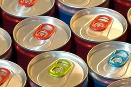 Uống nước tăng lực quá nhiều cực ảnh hưởng sức khỏe