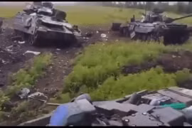 Hình ảnh "nghĩa địa" xe bọc thép Mỹ ở Ukraine