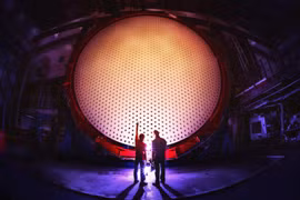 Soi “mắt thần” mạnh gấp 50 triệu lần mắt người chấn động cả thế giới 