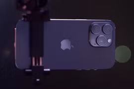 iPhone 14 Pro Max tím dính lỗi tróc sơn, iFan thất vọng