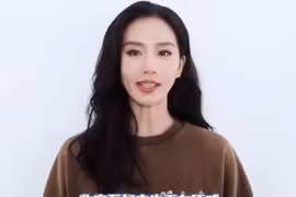 Lưu Thi Thi gây bàn tán ngoại hình ở tuổi 35