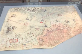 Bí ẩn bản đồ Piri Reis, nghi người ngoài hành tinh “động tay"