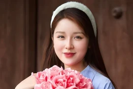 3 cô giáo nổi tiếng trên MXH vì sự xinh đẹp