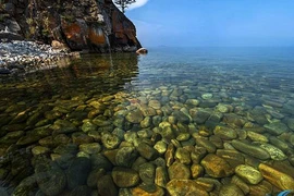 Bí ẩn hồ sâu nhất TG chứa 1.600 tấn vàng... không ai dám vớt