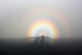 Giải mã “bóng ma núi” khiến nhiều người lầm tưởng là người ngoài hành tinh