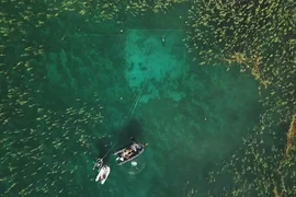 “Kho báu” dưới hồ cổ bậc nhất châu Âu lộ “bí mật” 8.000 năm