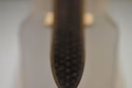 Kinh ngạc thanh kiếm 2.400 năm vẫn nguyên vẹn, chạm vào... đứt tay