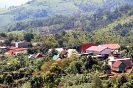 Ánh sáng trên đỉnh Pờ Yầu