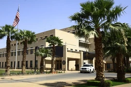 Giao tranh tại Sudan: Mỹ sơ tán nhân viên Đại sứ quán