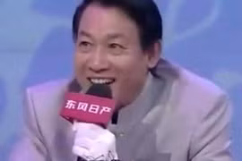 Mang bình cổ thời Càn Long đi thẩm định, suýt khóc khi chuyên gia phán