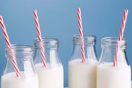 Những thực phẩm không dùng chung với sữa kẻo tiêu chảy, sỏi thận