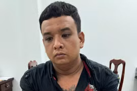 Kiên Giang: Bắt quả tang đối tượng tàng trữ gần 1kg ma túy