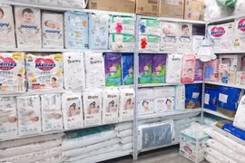 Tã bỉm 'ngoại nhật' giá rẻ: Hàng chuẩn hay mác dỏm?