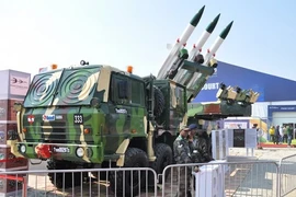 Choáng với dàn vũ khí Ấn Độ tự sản xuất được khoe ở triển lãm Defexpo 2020