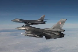 Sinh ra đã là "kẻ thù", nay MiG-29 và F-16 cùng bay hộ tống B-1B