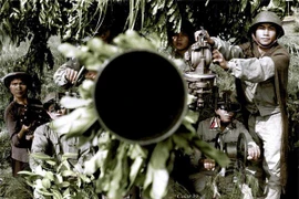 Mãn nhãn ảnh phục chế về lính giải phóng trên báo nước ngoài